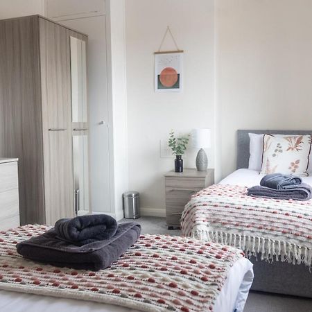 Adrian House, Near Hospital, Easy Parking + Garden Lejlighed Carlisle  Eksteriør billede