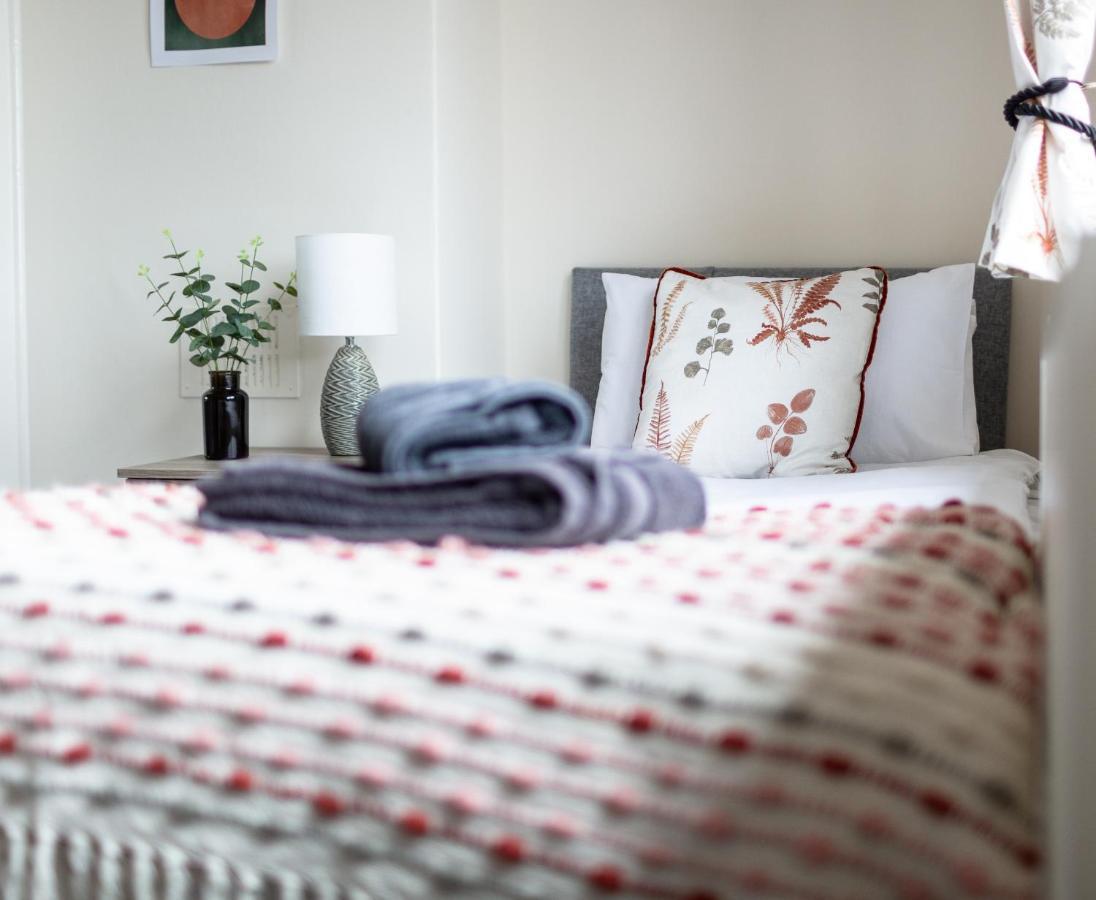 Adrian House, Near Hospital, Easy Parking + Garden Lejlighed Carlisle  Eksteriør billede