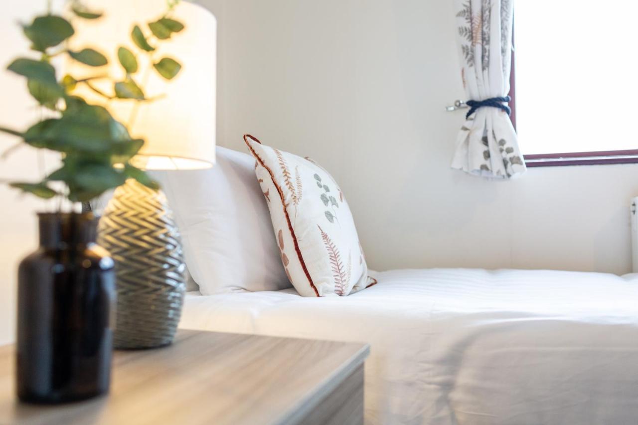 Adrian House, Near Hospital, Easy Parking + Garden Lejlighed Carlisle  Eksteriør billede